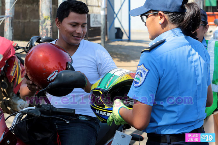 Contin&uacute;a campa&ntilde;a de prevenci&oacute;n de accidentes "un casco, una vida"